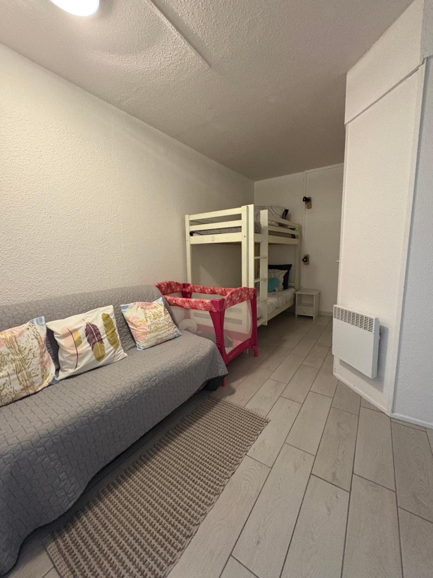 Appartement Cyprien Golf View 2 Bedrooms , 900 M From The